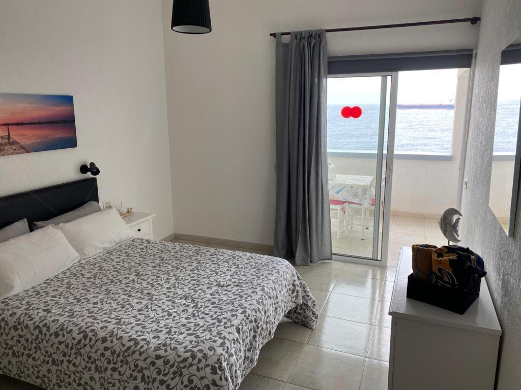 Apartamentos Playa Chica / Playa Las Gaviotas Santa Cruz de Tenerife Dış mekan fotoğraf